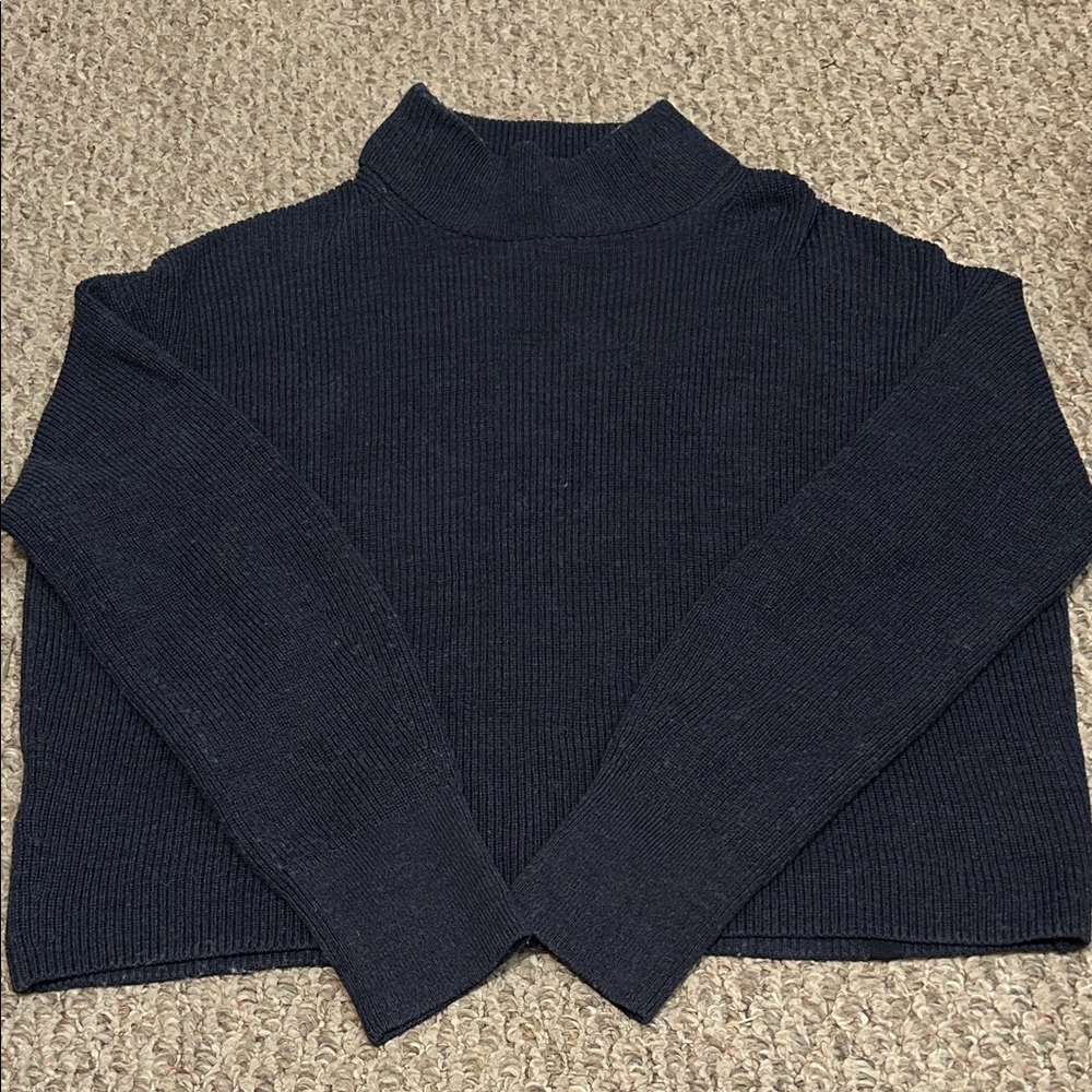 ✨FINAL✨Lululemon Navy Blue Mock Neck Sweater